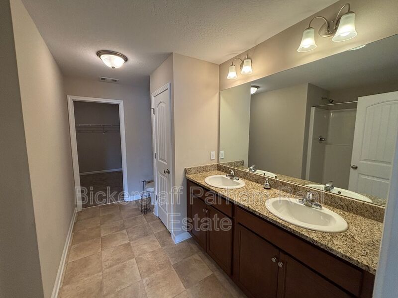 Stunning Two-Story Residence in the Heart of Smiths Station, Alabama property image