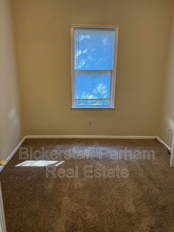 Located In The Lakebottom Area! property image
