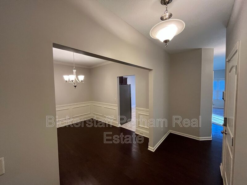 Fall in Love with Where You Live. Located in North Columbus property image