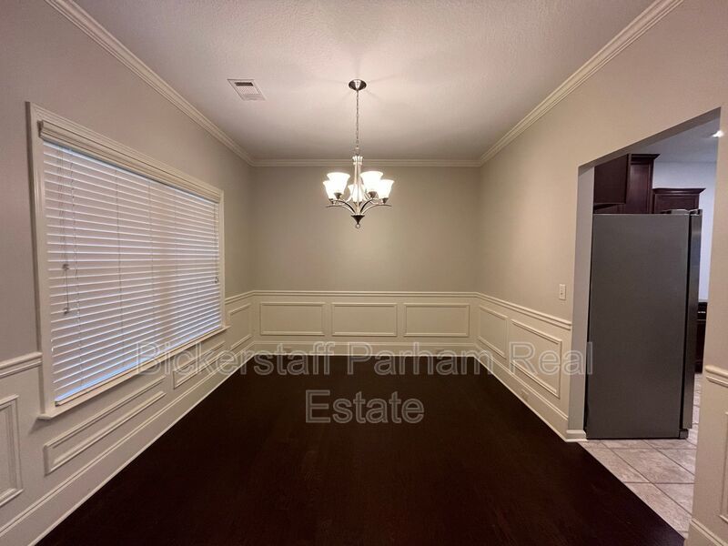 Fall in Love with Where You Live. Located in North Columbus property image