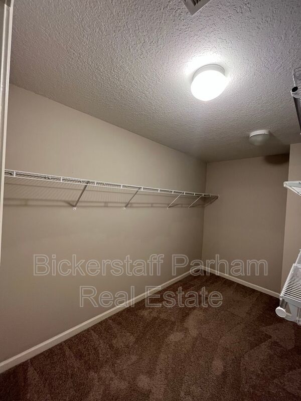 Fall in Love with Where You Live. Located in North Columbus property image