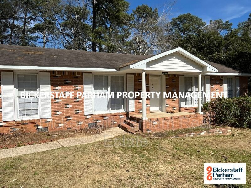 Beautiful 3-Bedroom Columbus Home with Spacious Living Areas & Fireplace property image