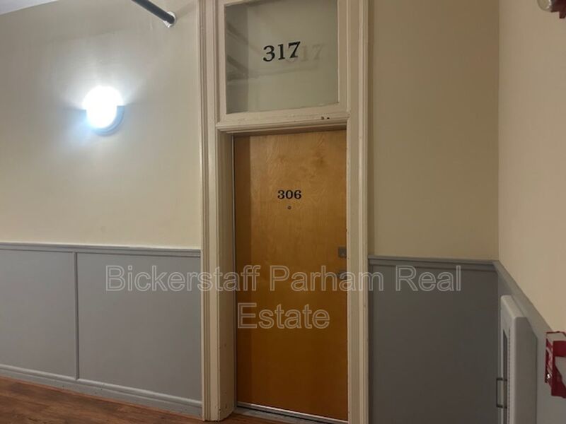 Flowers Building Condominiums Convenient To Downtown!! property image