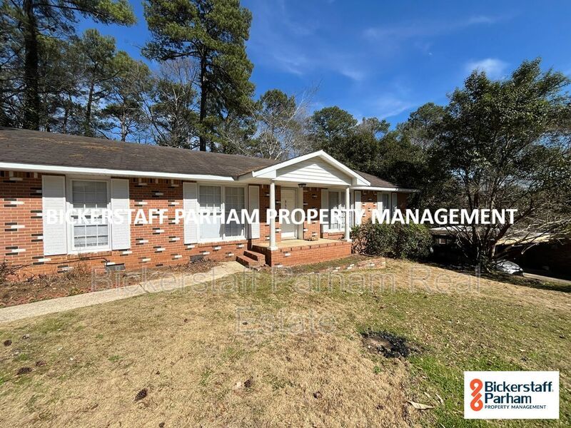 Beautiful 3-Bedroom Columbus Home with Spacious Living Areas & Fireplace property image
