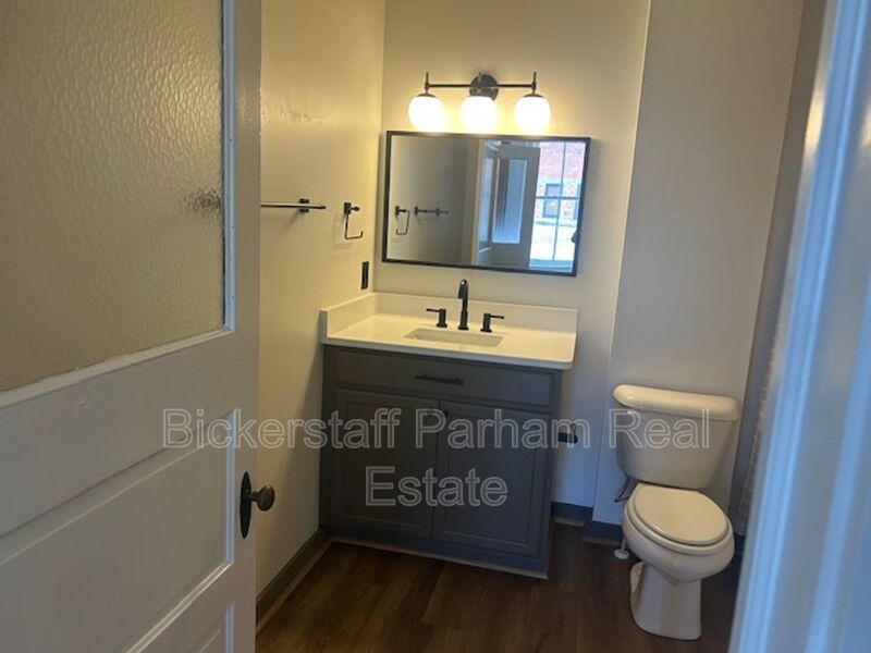 Flowers Building Condominiums Convenient To Downtown!! property image