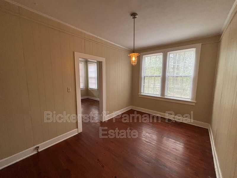 Located On Forrest Road!! property image