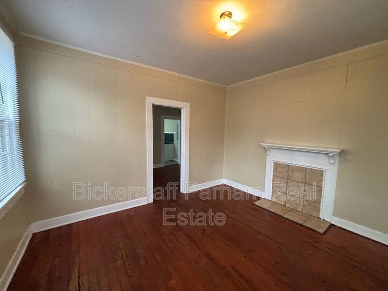 Located On Forrest Road!! property image
