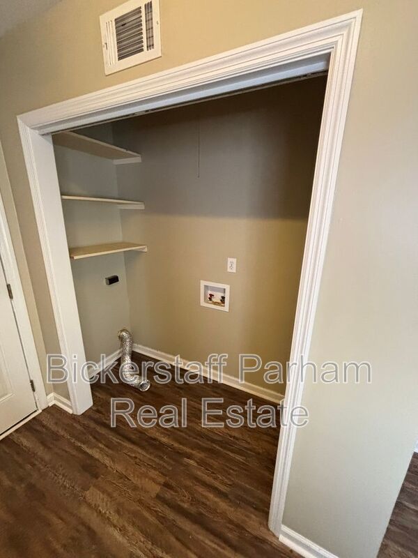 Located on St Mary's Road! property image