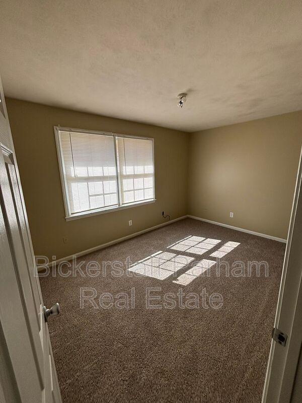 Located on St Mary's Road! property image