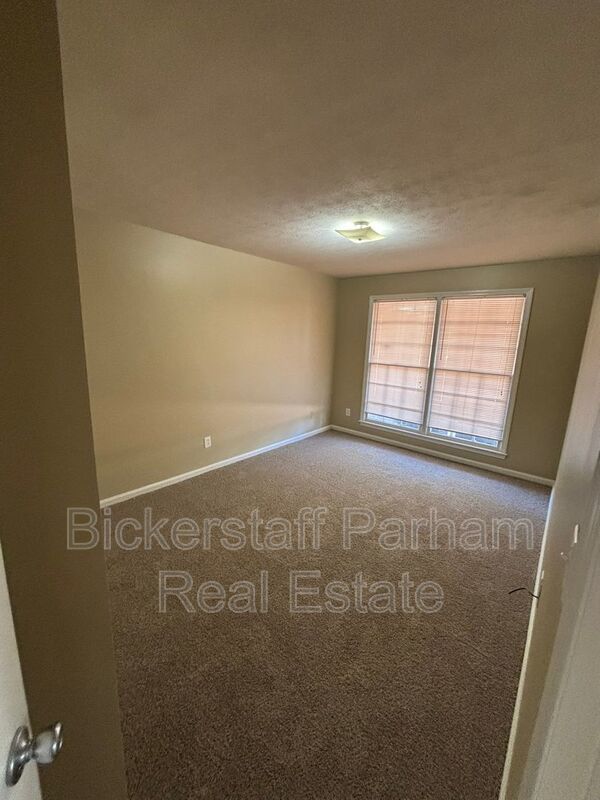 Located on St Mary's Road! property image