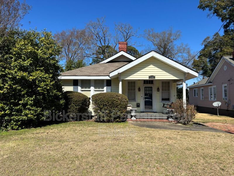 Lakebottom Area! Hardwood Floors Throughout! property image