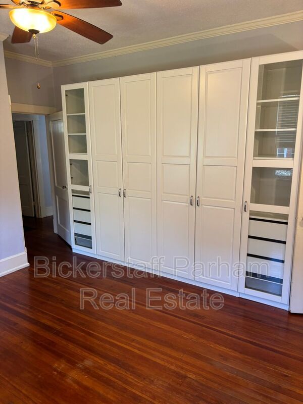 Lakebottom Area! Hardwood Floors Throughout! property image