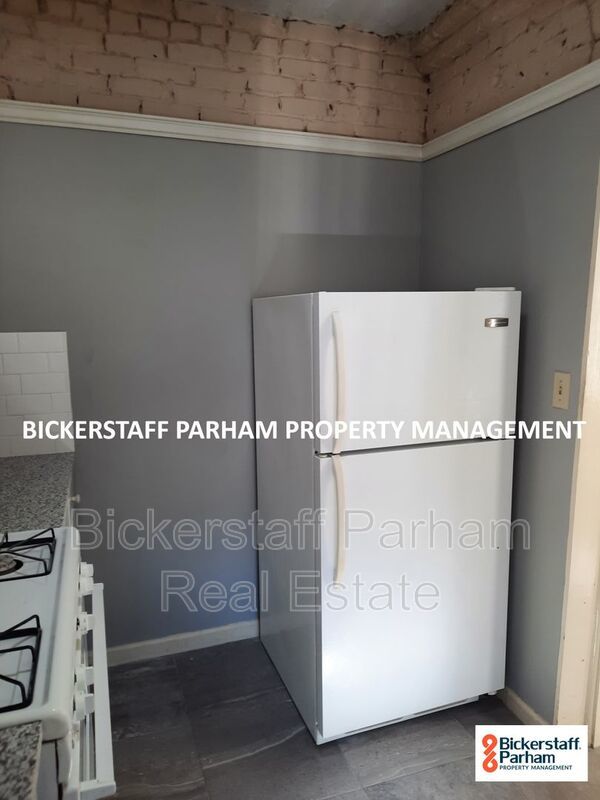 1 Bedroom 1 Bath Located In The Lakebottom Area!! property image