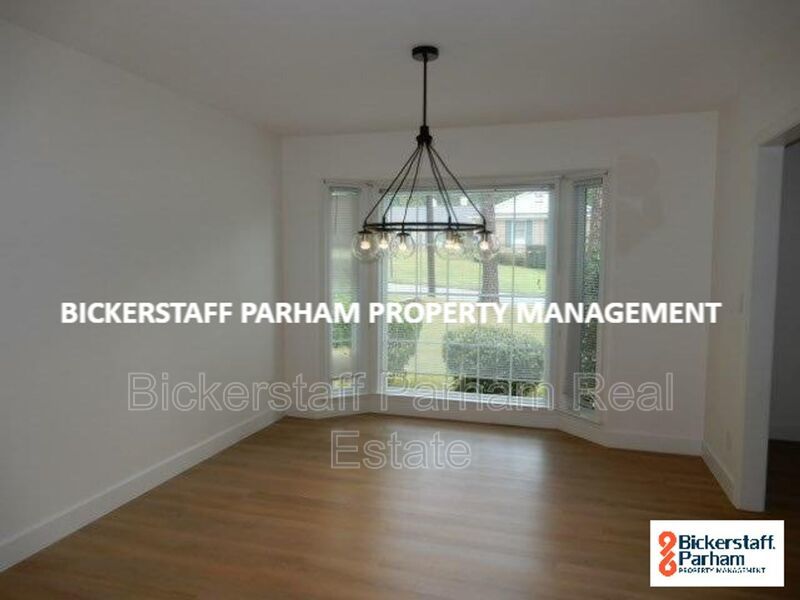 Luxury, Location, and Convenience. Near Heath Park!! property image
