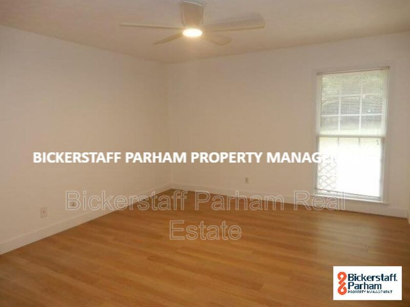 Luxury, Location, and Convenience. Near Heath Park!! property image