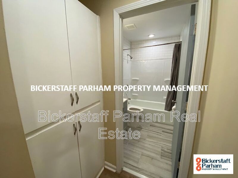 Right Around the Corner, Near Everywhere You Want to Be. property image