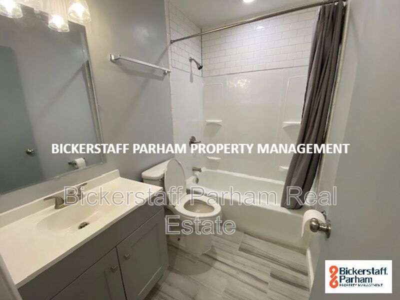 Right Around the Corner, Near Everywhere You Want to Be. property image