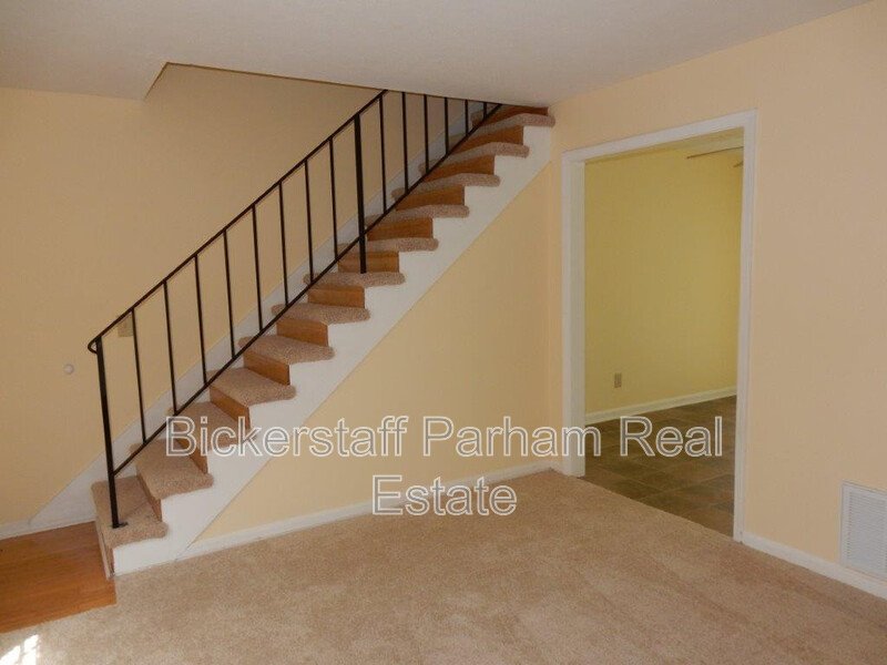 Duplex Located Off Hamilton Rd! property image