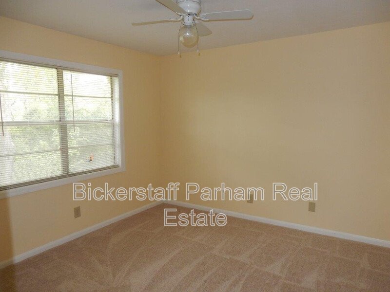 Duplex Located Off Hamilton Rd! property image