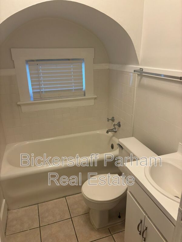 1821 17th Ave Unit A property image