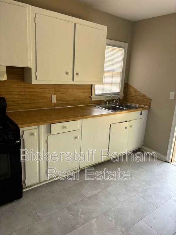 3931 Dexter Drive property image