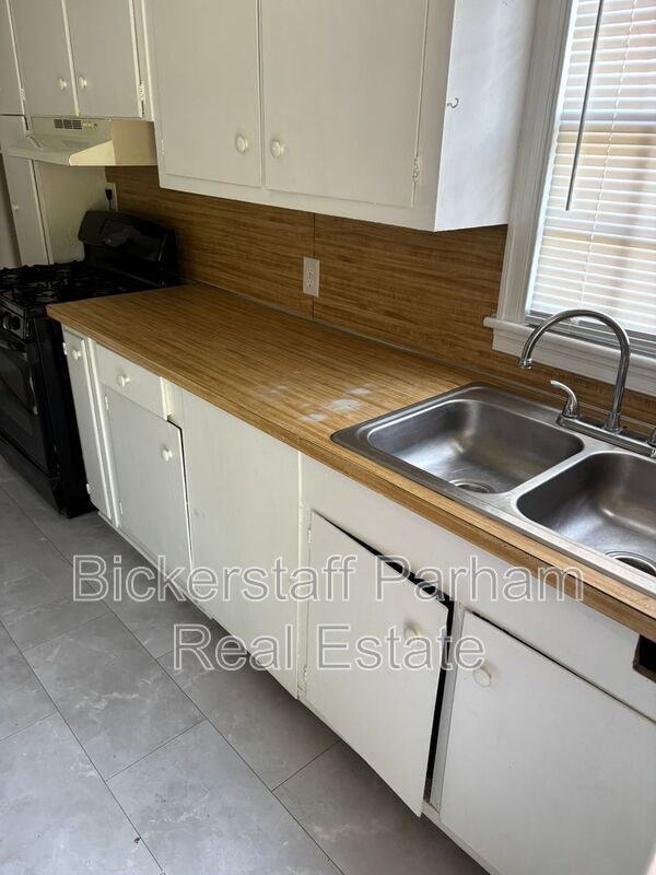 3931 Dexter Drive property image
