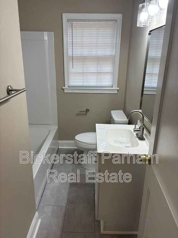 3931 Dexter Drive property image