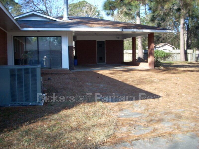 Located Off Macon Road! property image