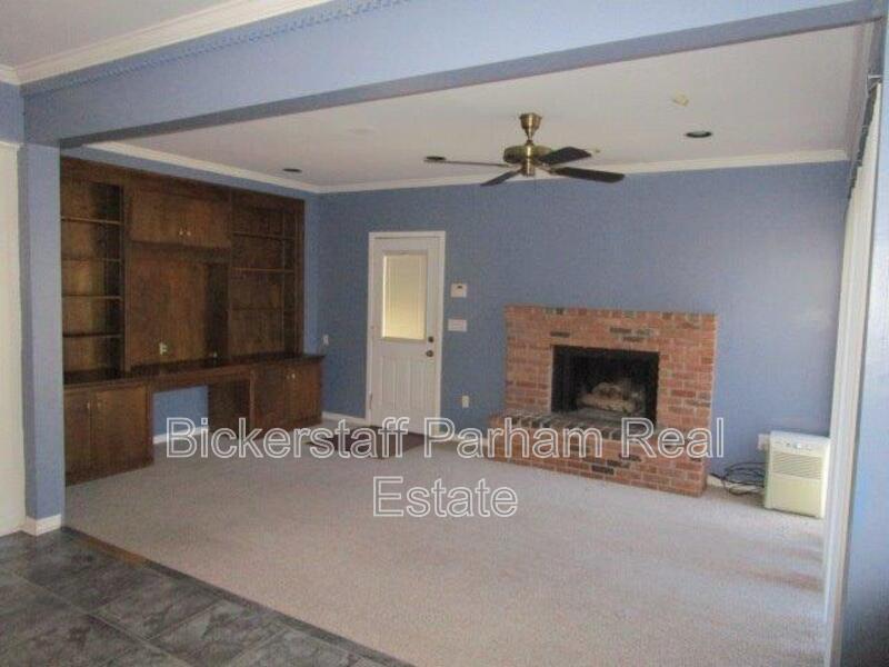 Located Off Macon Road! property image