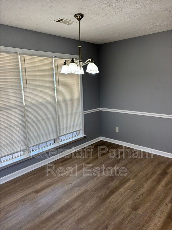 Located In the Midland Area !! property image