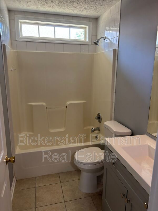 Located In the Midland Area !! property image