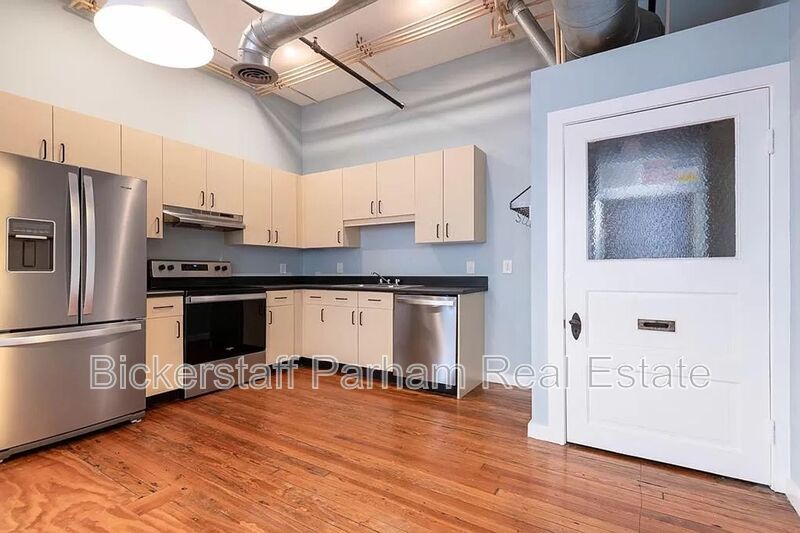 Charming Unit in Uptown property image