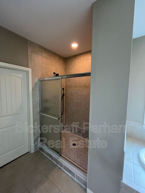 Located in Wrenwood Subdivision!! property image