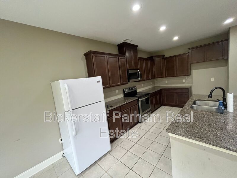 Located in Wrenwood Subdivision!! property image