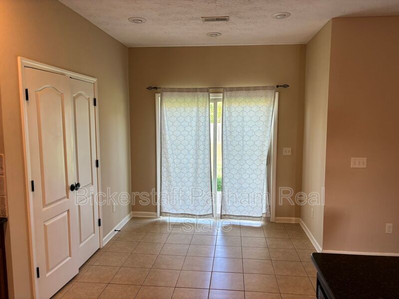 Gorgeous 4 Bedroom 2 1/2 Bath in Fortson Ga . property image