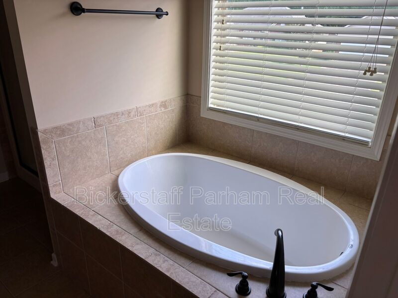 Gorgeous 4 Bedroom 2 1/2 Bath in Fortson Ga . property image