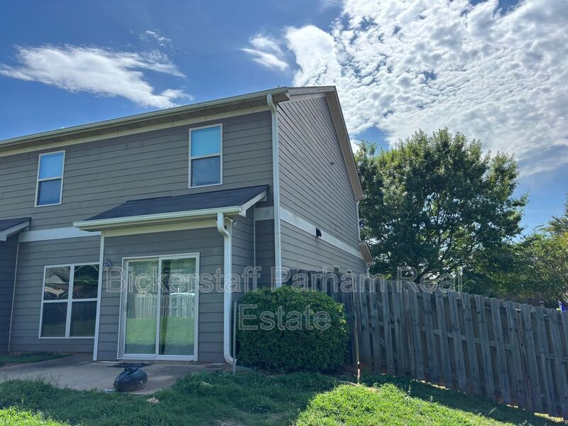 Gorgeous 4 Bedroom 2 1/2 Bath in Fortson Ga . property image