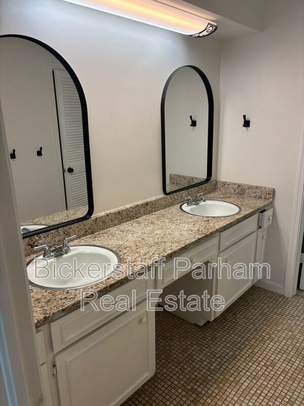 Windsor Park property image