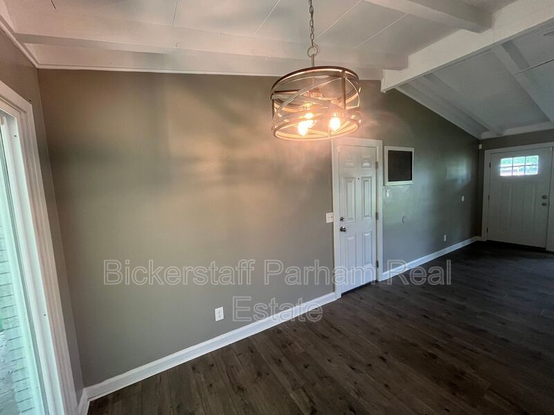 New On the Market! 5 Mins From Base property image