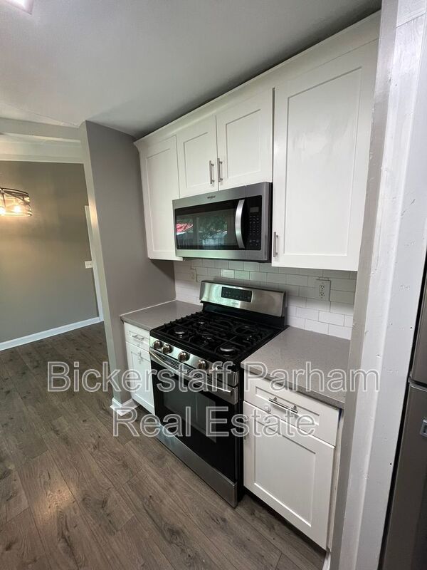 New On the Market! 5 Mins From Base property image