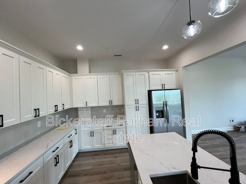 New Condo at The Village Of Green Island property image