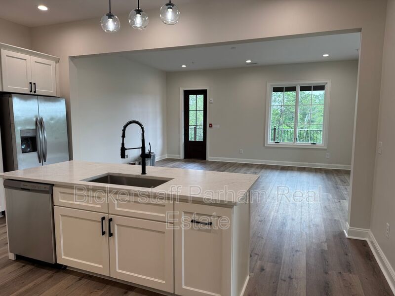 New Condo at The Village Of Green Island property image