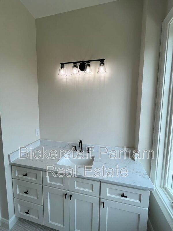 New Condo at The Village Of Green Island property image