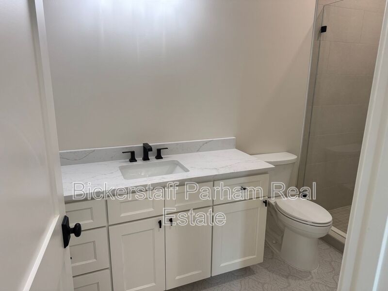 New Condo at The Village Of Green Island property image