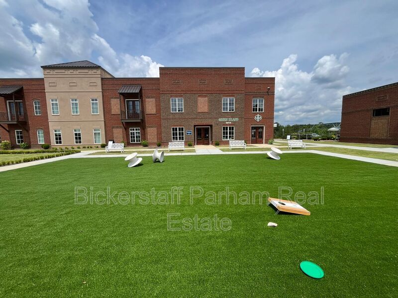 New Condo at The Village Of Green Island property image