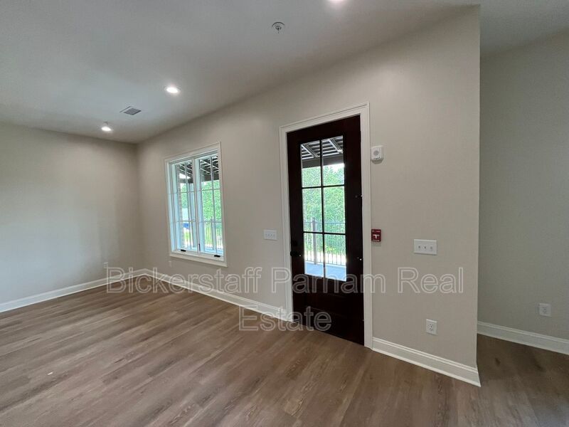 New Condo at The Village Of Green Island property image