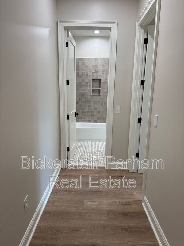 New Condo at The Village Of Green Island property image
