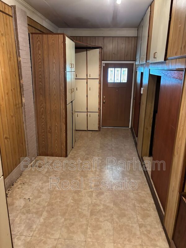 Welcome to this 1,692 sq ft Columbus, GA home offering 3 bedrooms and 1.5 bathrooms property image