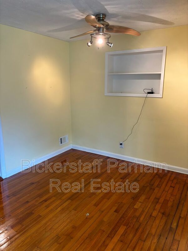 Welcome to this 1,692 sq ft Columbus, GA home offering 3 bedrooms and 1.5 bathrooms property image