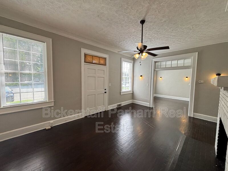 Unique 2 Bedroom 1 Bath In Midtown property image
